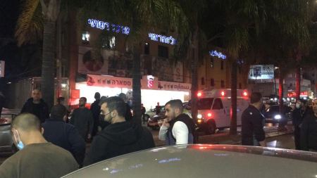 اصابة 3 اشخاص باطلاق نار في طمرة